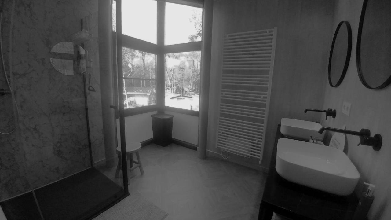 B6 Ursel Exterior foto