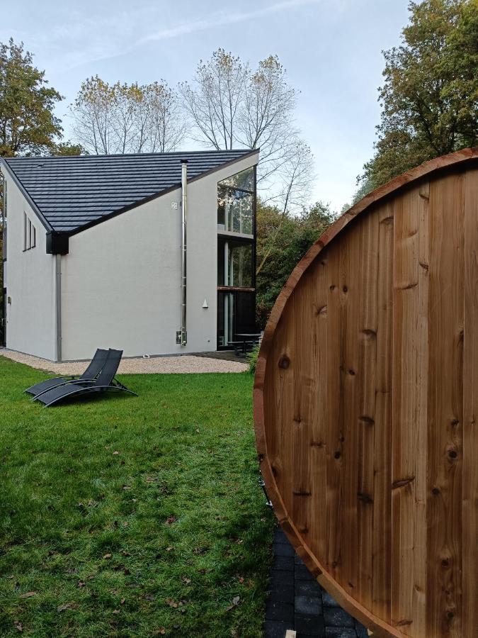 B6 Ursel Exterior foto