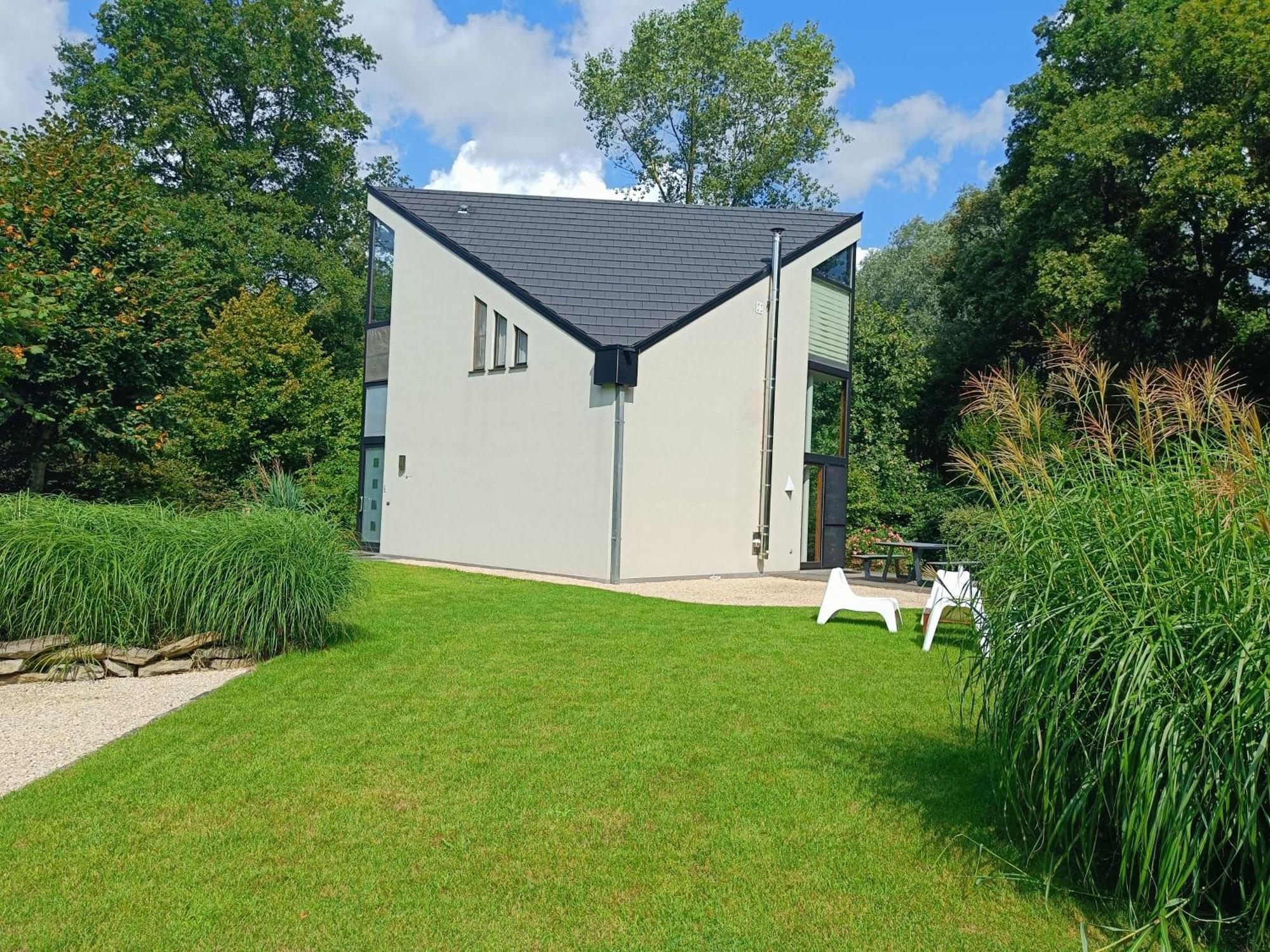 B6 Ursel Exterior foto
